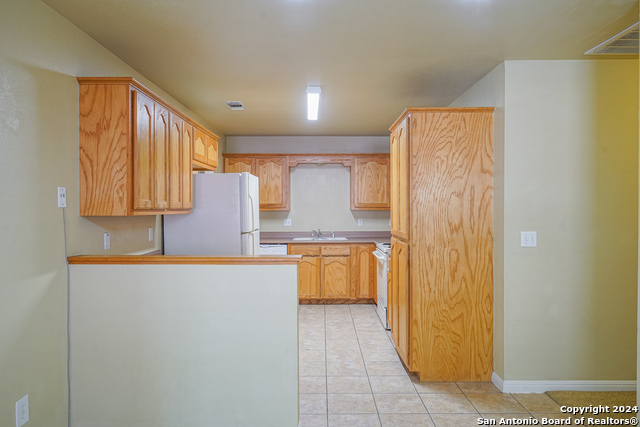 1043 Misty Acres Dr Property Photo 6