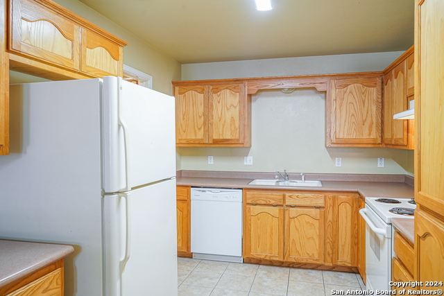 1043 Misty Acres Dr Property Photo 8