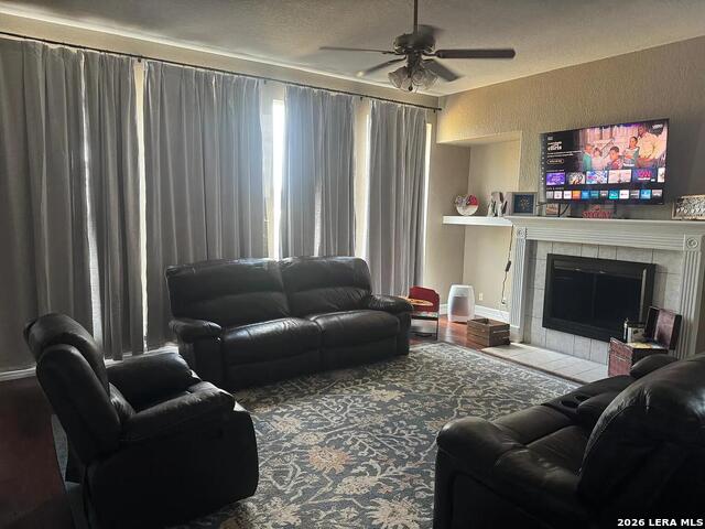 2524 Woodbridge Way Property Photo 8