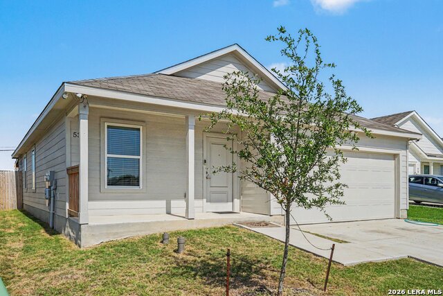 530 Primrose Ln Property Photo 2