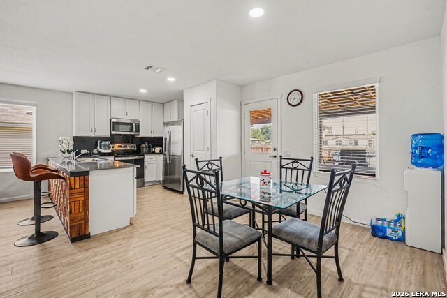 530 Primrose Ln Property Photo 10