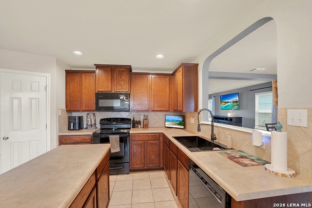 10106 Sun Ml Property Photo 23