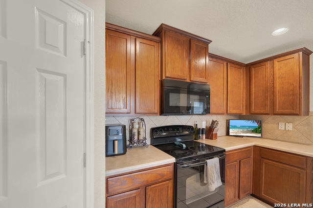10106 Sun Ml Property Photo 24