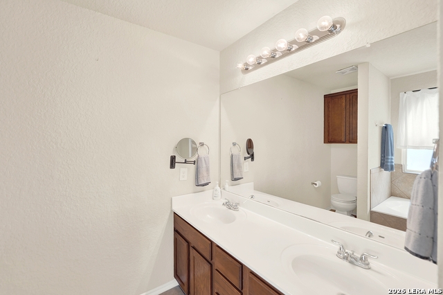 10106 Sun Ml Property Photo 39