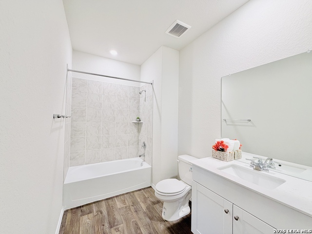 5040 Pitch Mark Property Photo 11