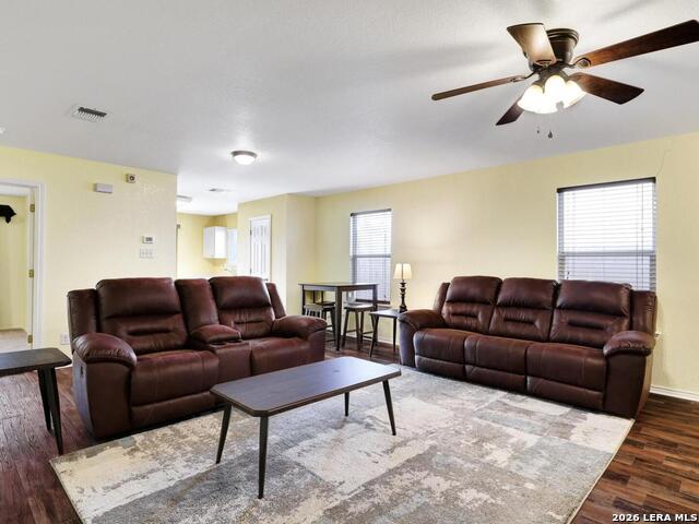 8806 Mission Top Property Photo 3
