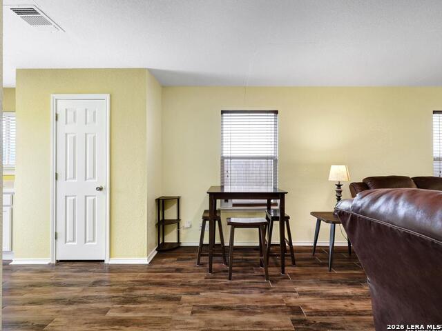 8806 Mission Top Property Photo 5