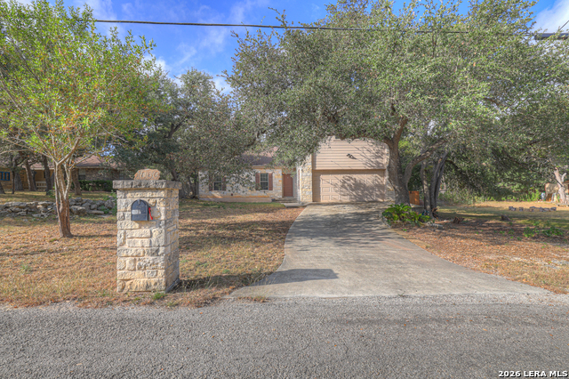 1060 Somerset Property Photo 2