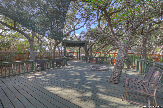 1060 Somerset Property Photo 9