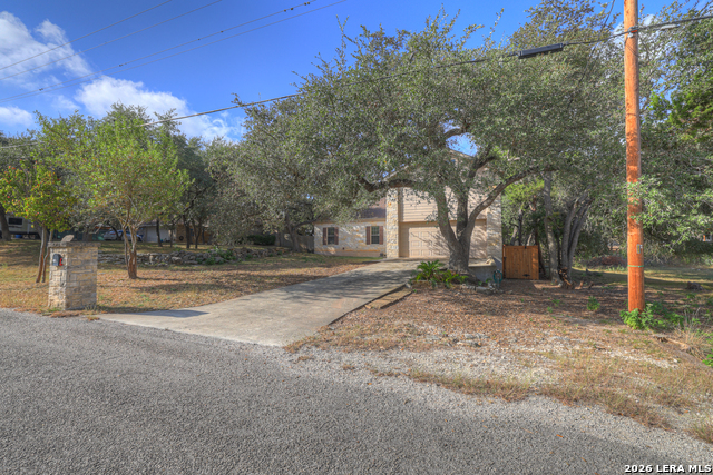 1060 Somerset Property Photo 10