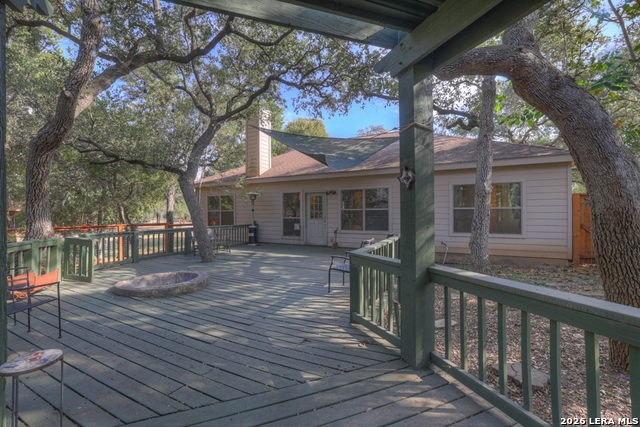 1060 Somerset Property Photo 15
