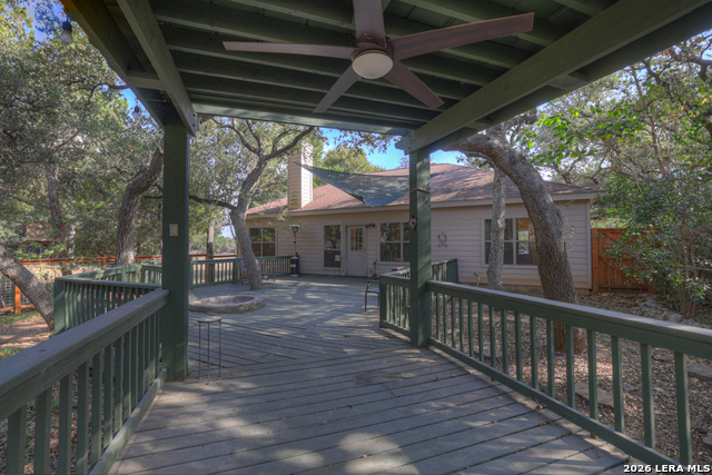 1060 Somerset Property Photo 16