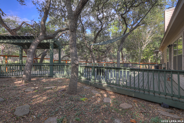 1060 Somerset Property Photo 18