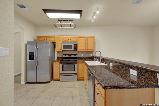1060 Somerset Property Photo 34