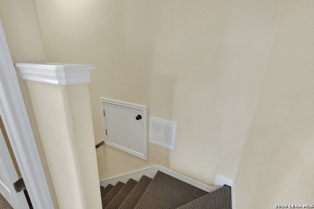 1060 Somerset Property Photo 47