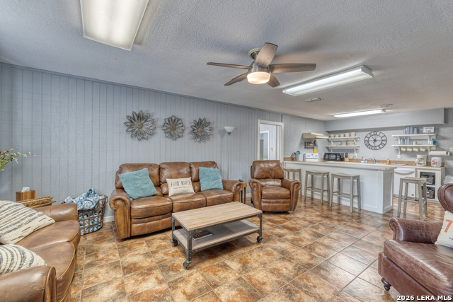 100 Pineview Property Photo 10