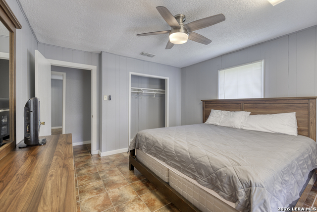 100 Pineview Property Photo 10