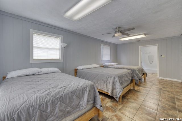 100 Pineview Property Photo 12