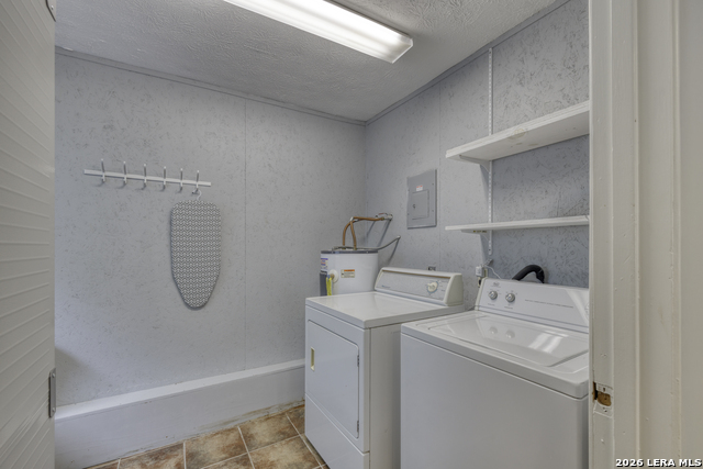 100 Pineview Property Photo 18