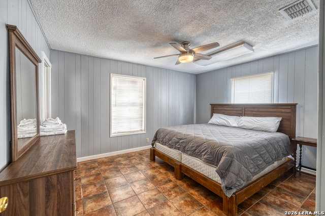 100 Pineview Property Photo 20