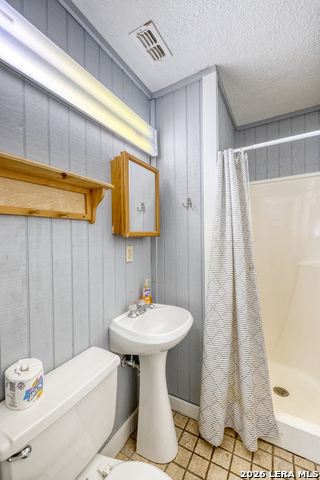 100 Pineview Property Photo 21