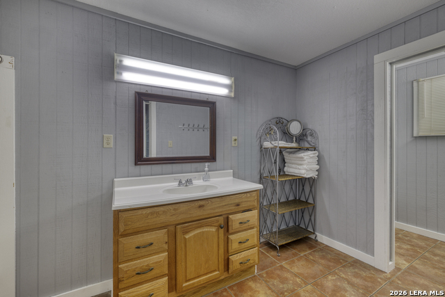 100 Pineview Property Photo 23
