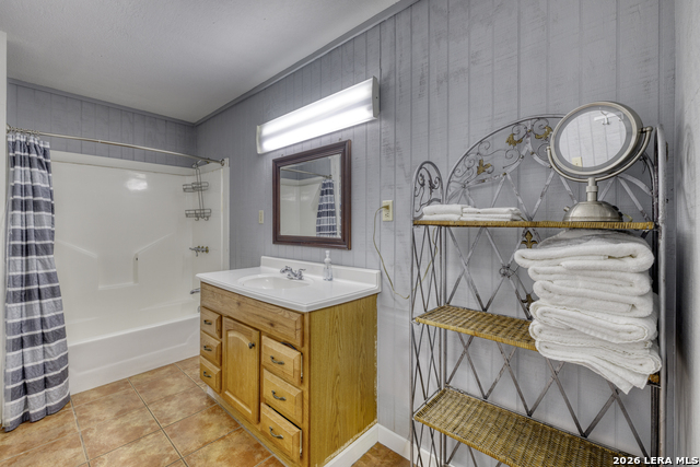 100 Pineview Property Photo 24