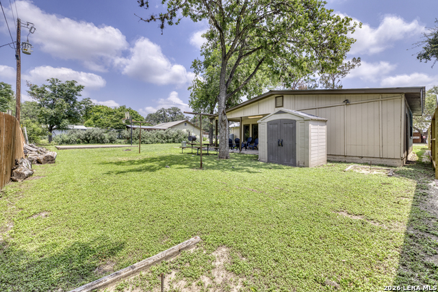 100 Pineview Property Photo 32