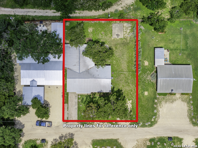 100 Pineview Property Photo 35