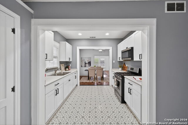 306 Walton Ave Property Photo 8