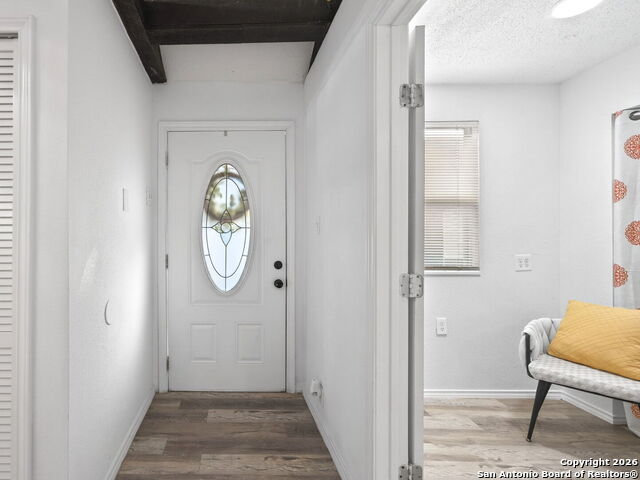 306 Walton Ave Property Photo 17