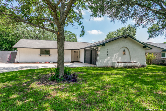 108 Patrick Henry Dr Property Photo 1