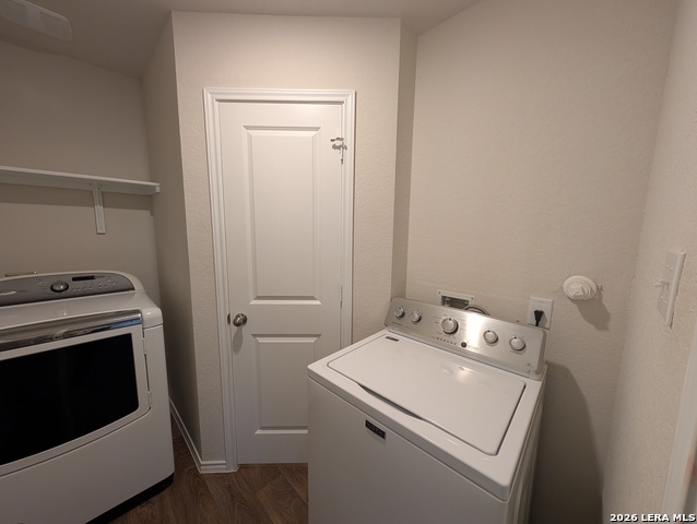 913 Andean Emerald Property Photo 8