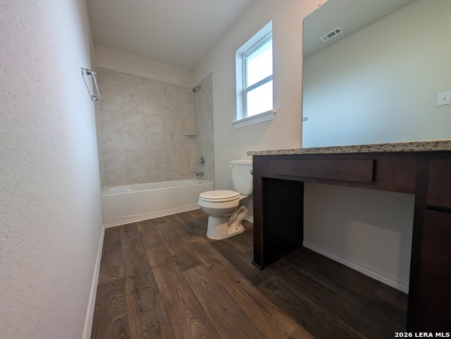 913 Andean Emerald Property Photo 14