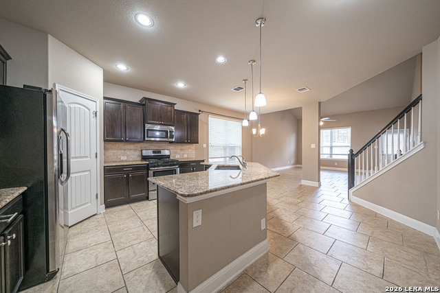 12911 Brewster Property Photo 3