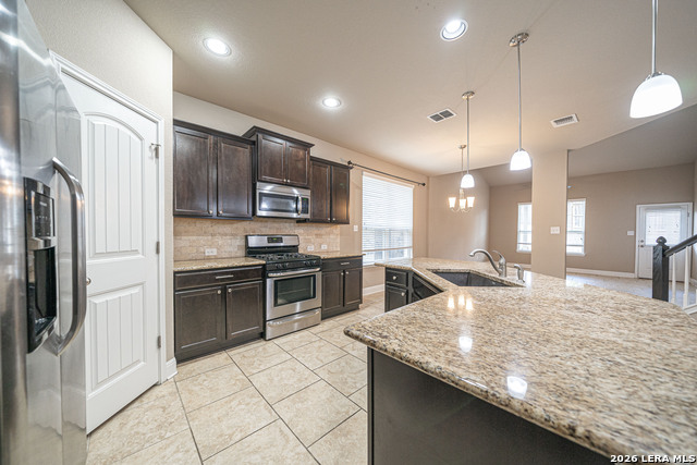 12911 Brewster Property Photo 8