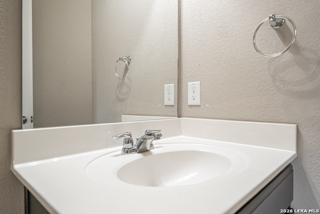 12911 Brewster Property Photo 18