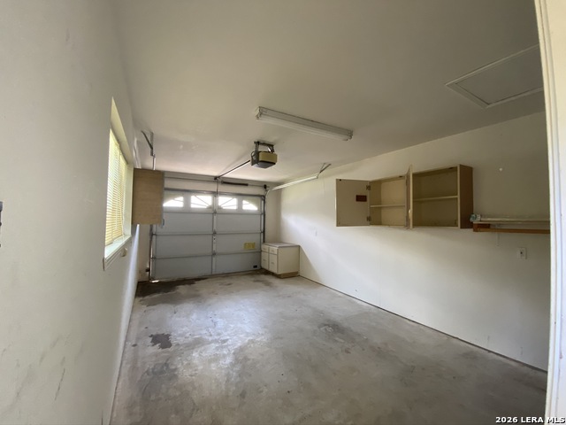 570 Beverly Ln Property Photo 10
