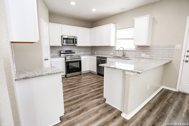 305 Maple Way Property Photo 10