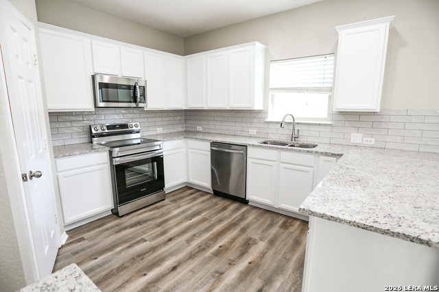 305 Maple Way Property Photo 11