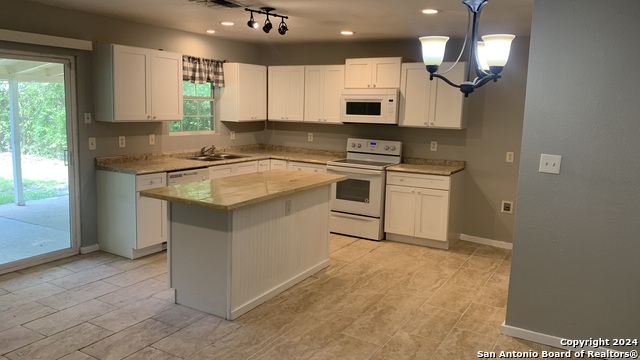 8503 Glen Ct Property Photo 5