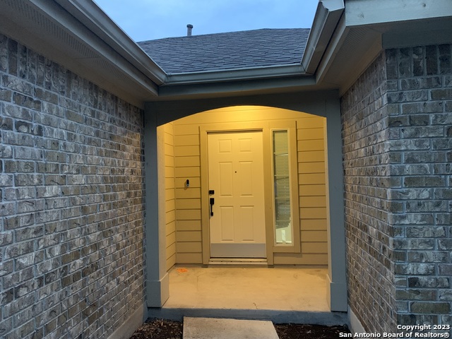 4618 Everett Loop Property Photo 4