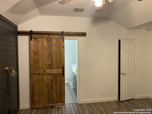 4618 Everett Loop Property Photo 12