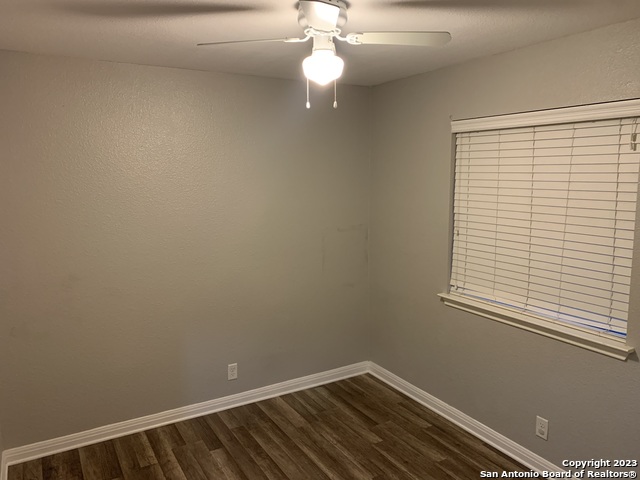 4618 Everett Loop Property Photo 14
