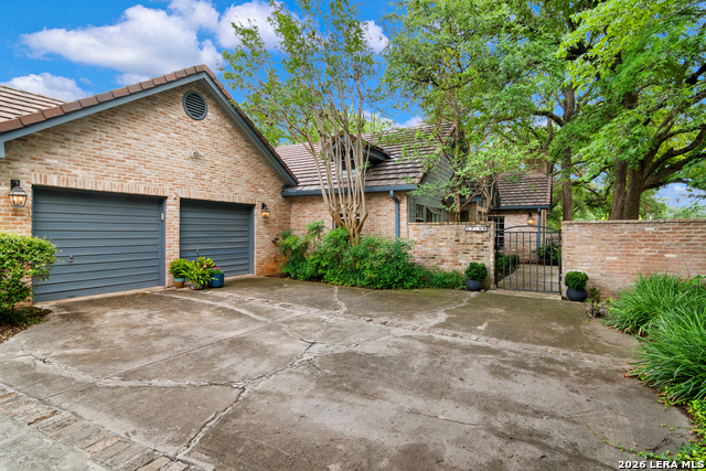 6 Plum Ln Property Photo 1