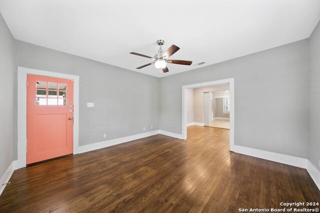 206 W High Ave Property Photo 5