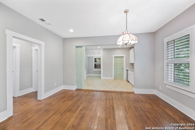 206 W High Ave Property Photo 16