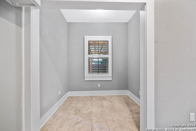 206 W High Ave Property Photo 24
