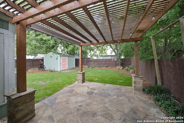 206 W High Ave Property Photo 26
