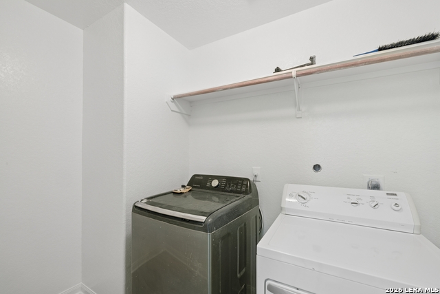 6102 Bear Mdw Property Photo 21